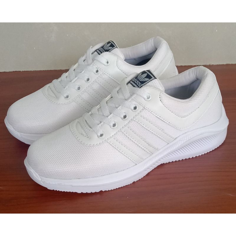 sepatu sneakers adidas full white adidas running putih polos