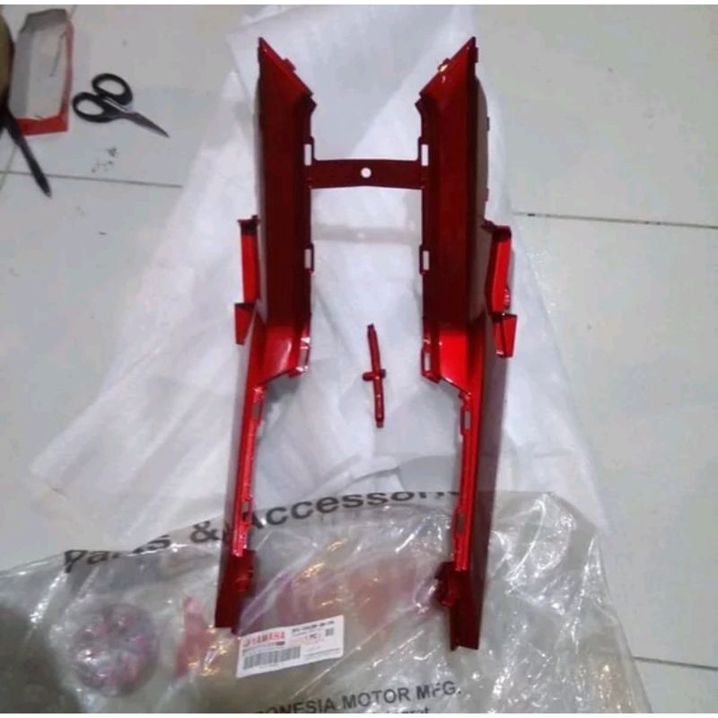 COVER BODY TENGAH MX KING 150 ORIGINAL