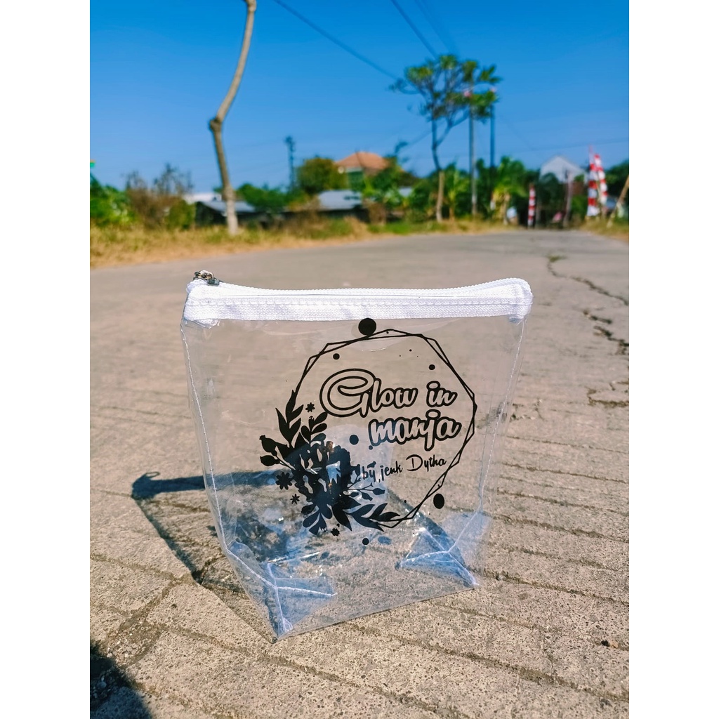 

15x12x5 Min order 50pcs / Free Sablon 1 Warna 1 Sisi / Free Desain / Pouch Kosmetik Premium / Pouch Kosmetik Sablon