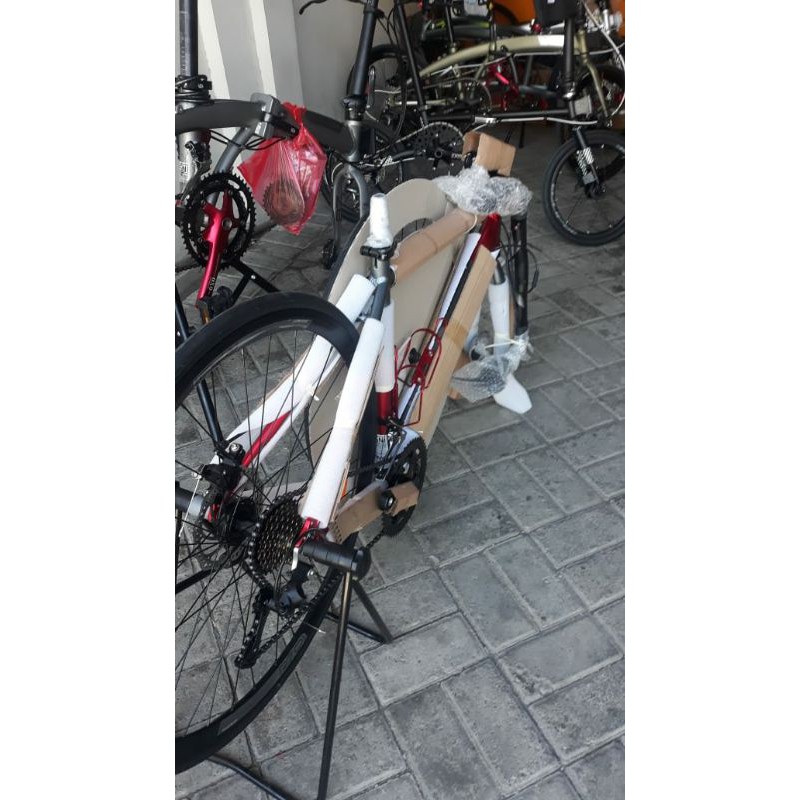 Sepeda Balap 700 c Element FRC 38 2x8 sp