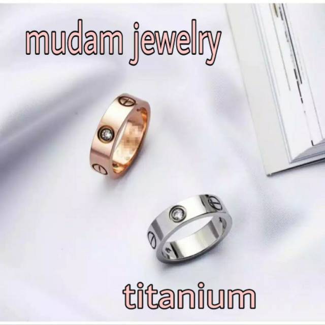 Cincin Unisex Titanium C4rtier Dengan Kristal Lapis Emas 18K