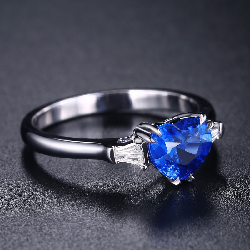 Cincin Perak 925 Asli Cincin Perak untuk Wanita Sapphire Cinta Berbentuk Hati Cincin Klasik Fashion Aksesoris Perhiasan