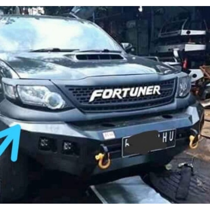 List bumper depan Toyota Fortuner dan Isuzu dmax