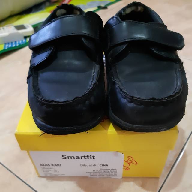 Sepatu anak laki merk smartfit