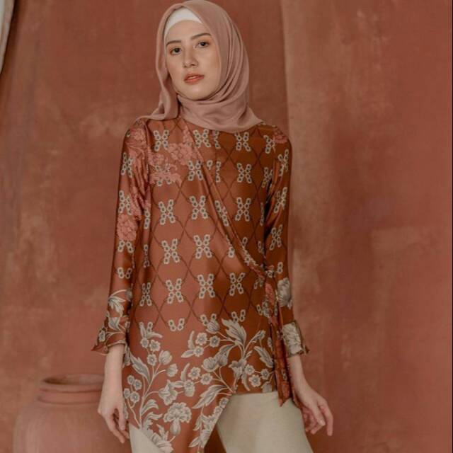 PL Sumbawa Blouse Wearingklamby