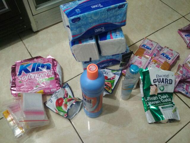 Soklin Liquid Deterjen Cair 24ml Isi 26pcs 1 Wadah