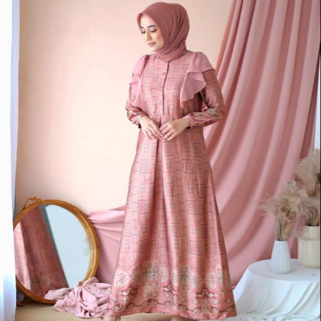 Khandra Dress by Kienka