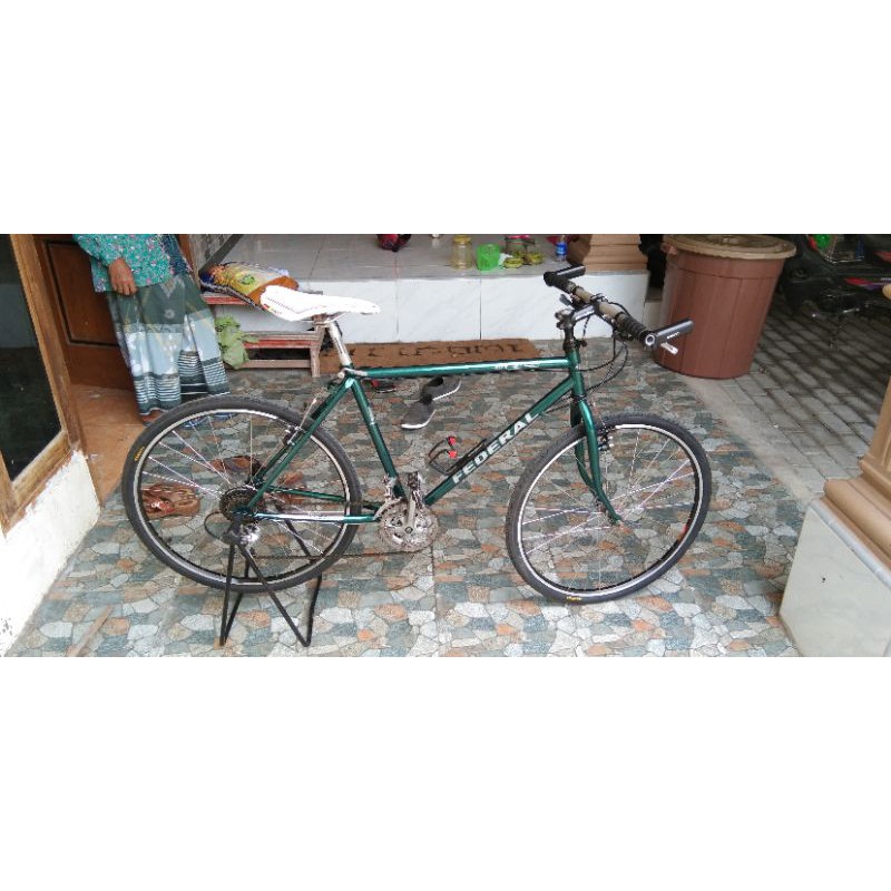 Federal StreetCat550, bukan Bobcat, monte, alpenzspeak