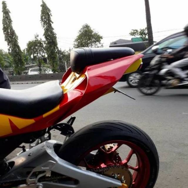 Body Belakang Gsx 150 Model R1 Cover Body Gsx 150 Body Yamaha R1 Pnp Gsx 150 Cup Body R1 Shopee Indonesia