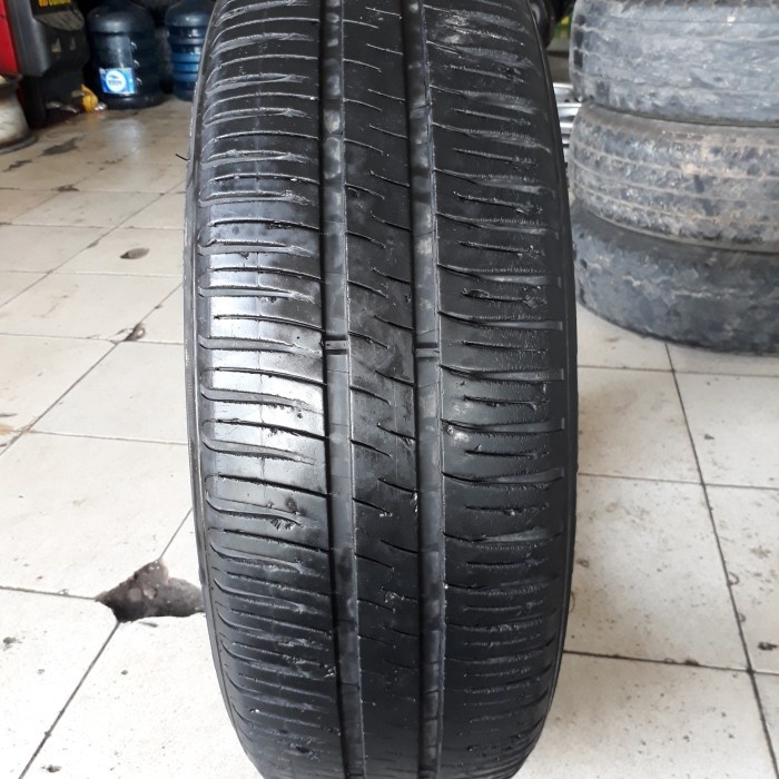 BAN MICHELIN ENERGY™ XM2 185/65 R15(1)