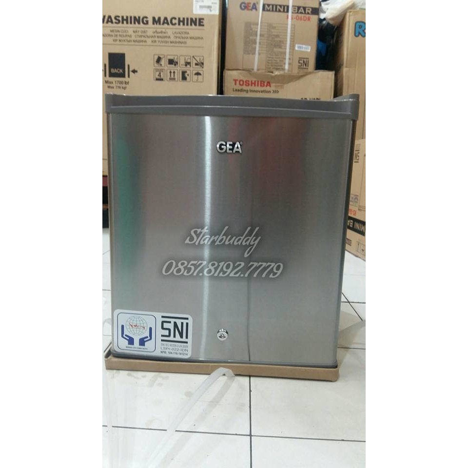 (Kulkas & Cooler Box) Kulkas Gea Mini Bar RS06DR