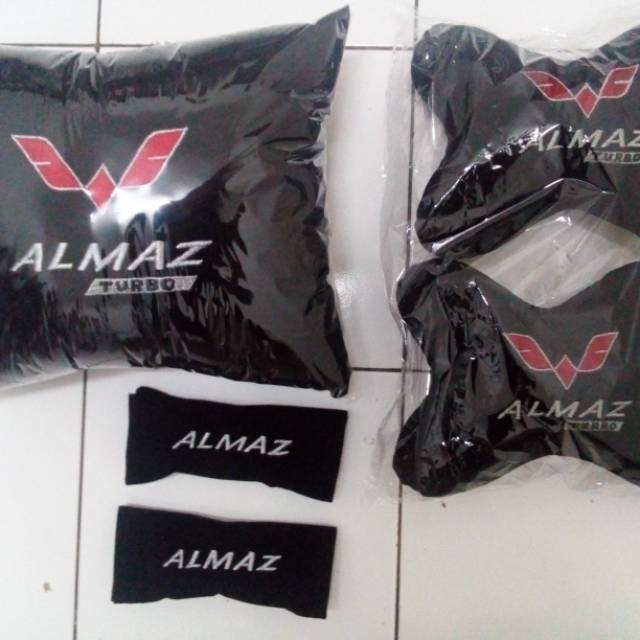 Bantal mobil wuling almaz turbo