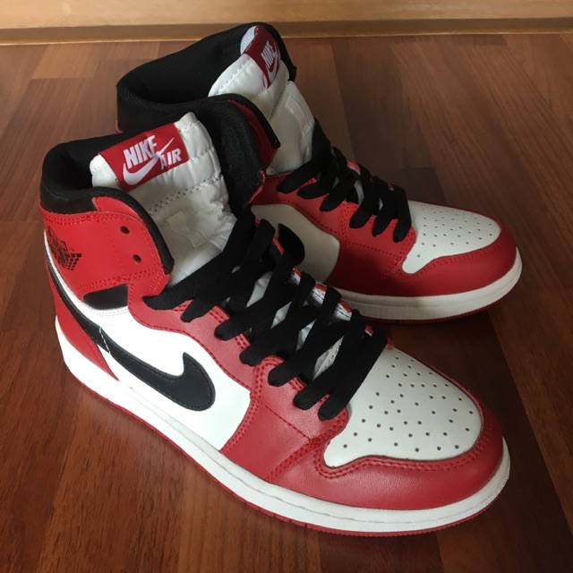  Sepatu  Nike  Air  Jordan  1 High Chicago Size  40 45 Premium 