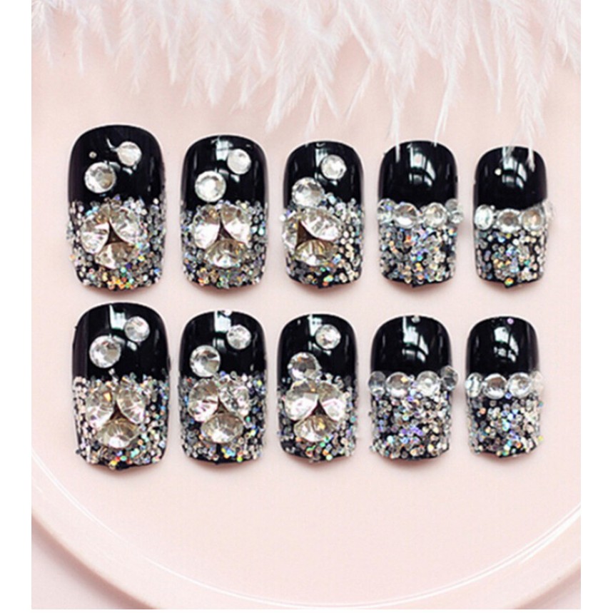 NAIL ART - 24 Pcs kuku warna hitam bergaya metalik u/party