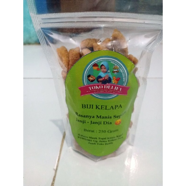 

jajan terkinian biji kelapa