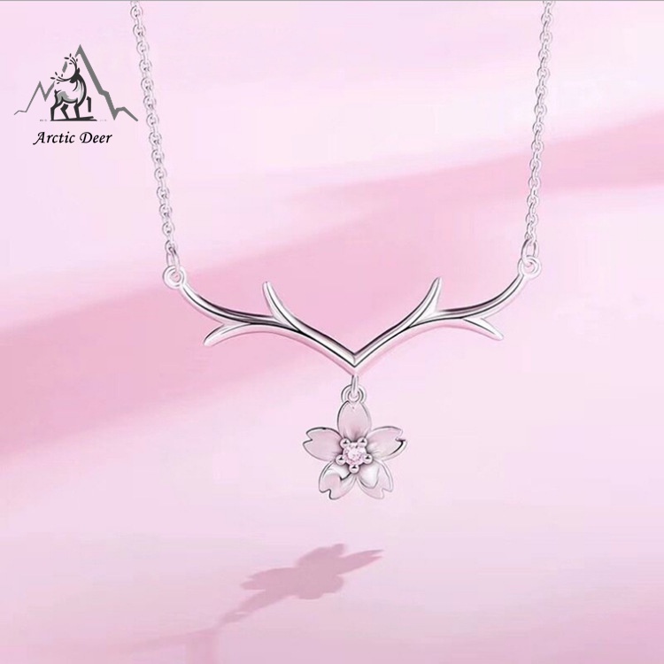 Sakura Deer-kalung fashion Original Arctic Deer Klavikula liontin bunga temperamen sederhana kalung