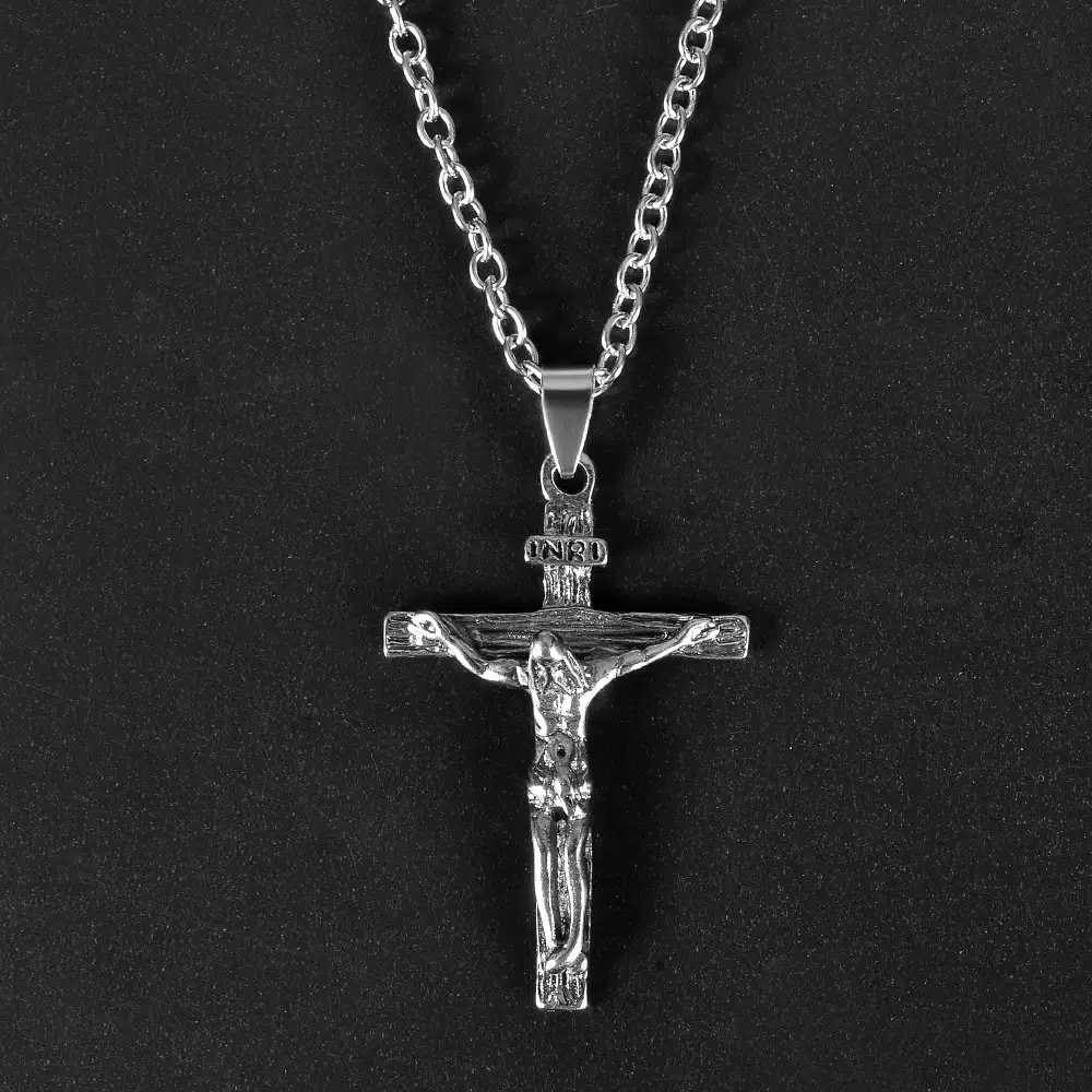 Kalung Liontin Salib Yesus Bahan Stainless Steel untuk Pria