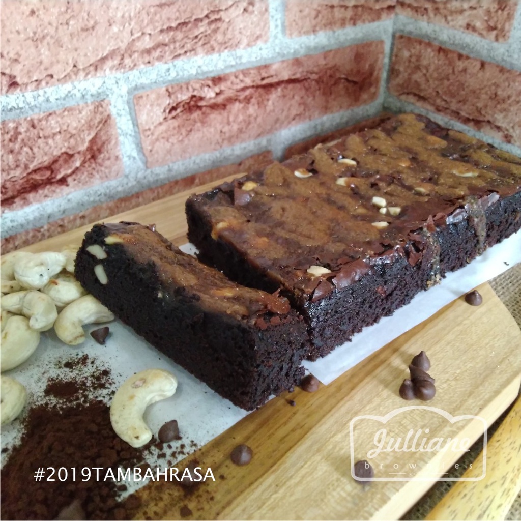 

Brownies Box Panggang Rasa Mocaccino 28x10cm