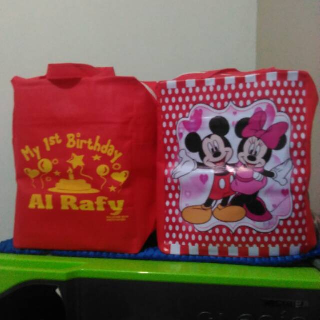 

Tas tenteng resleting + sablon uk. ( 22x28 lbr 14 cm )