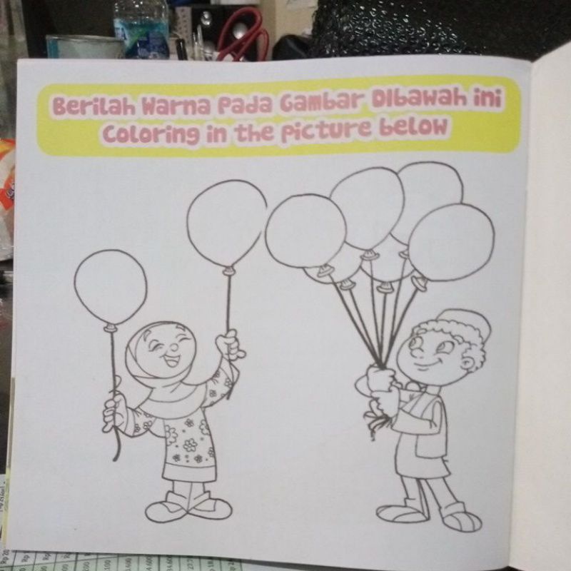 Buku Kisah Teladan Kehidupan Kaum Quraish (19×19cm)