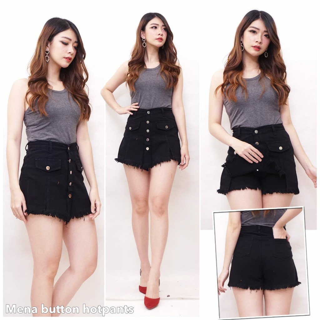 Mena button hotpants -Thejanclothes