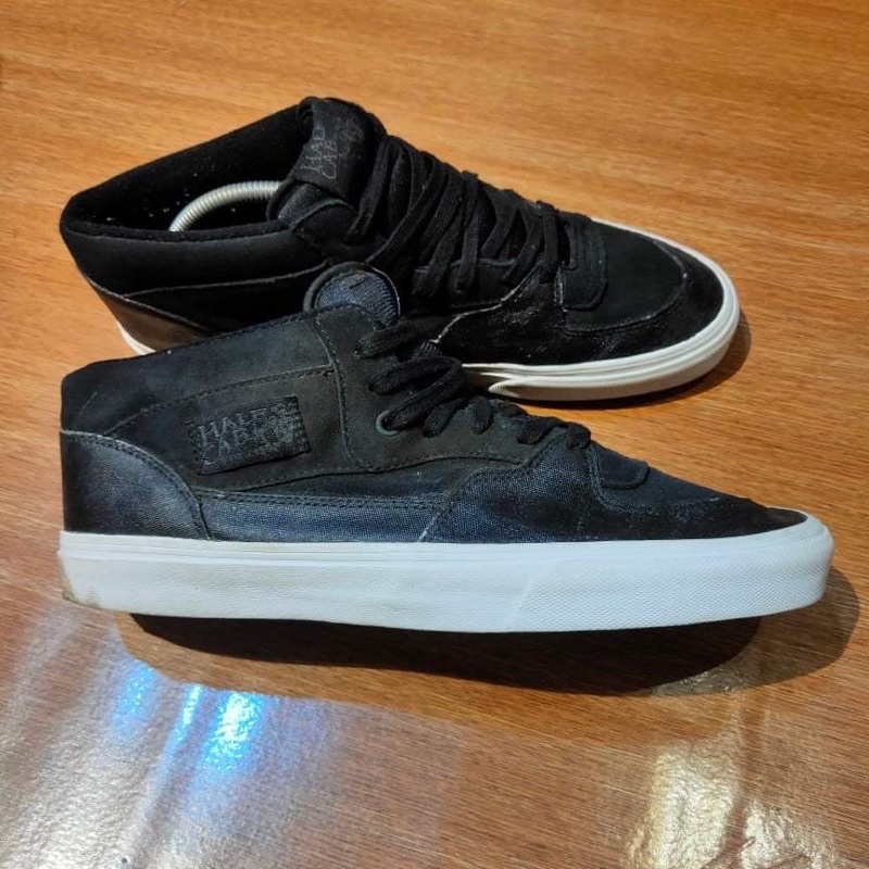 Vans the half cab black second