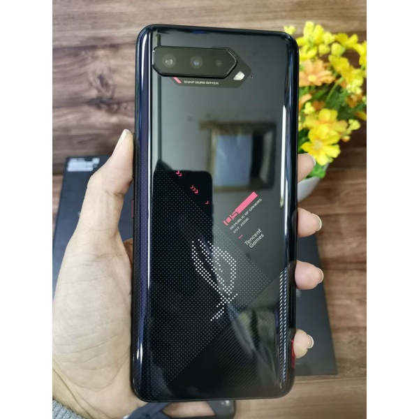 Asus ROG Phone 5 interRam 12/256gbMulusLengkap fullset