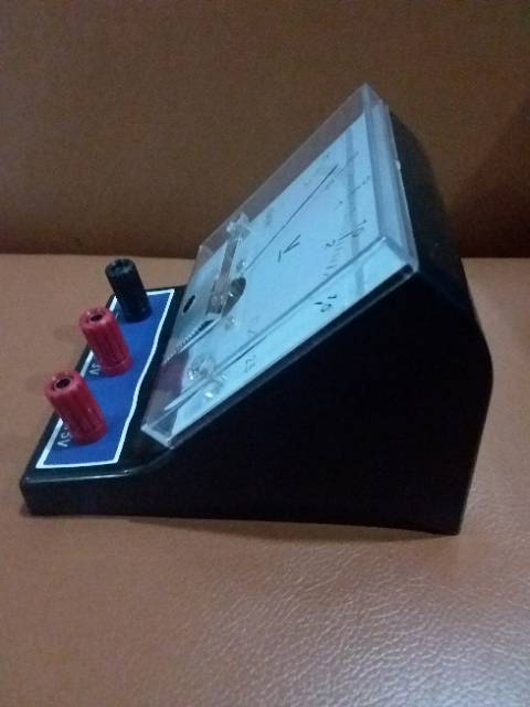 Volt meter DC 15 Watt