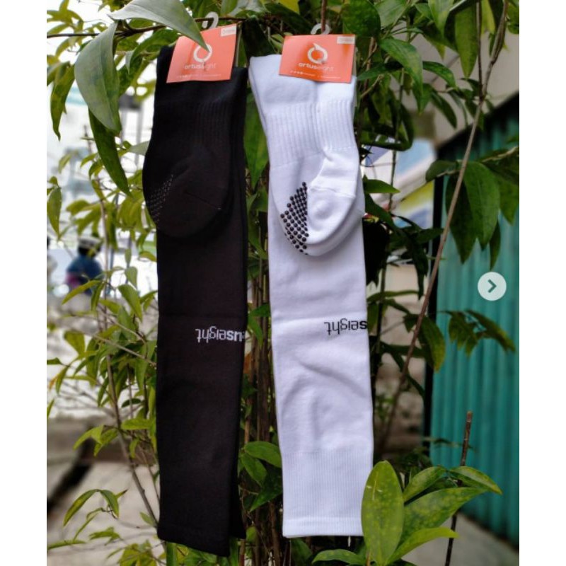 kaos kaki bola ortuseight helios