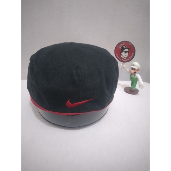 Topi flatcap/copet nike vintage second brand