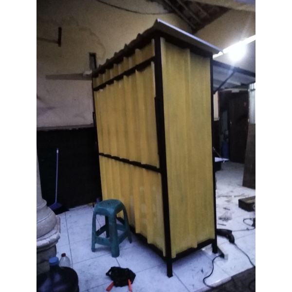 Booth container costem