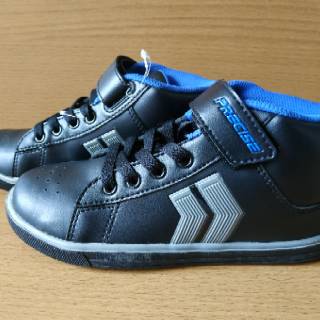  Sepatu  sekolah hitam sepatu  anak  sepatu  cowok  precise size 