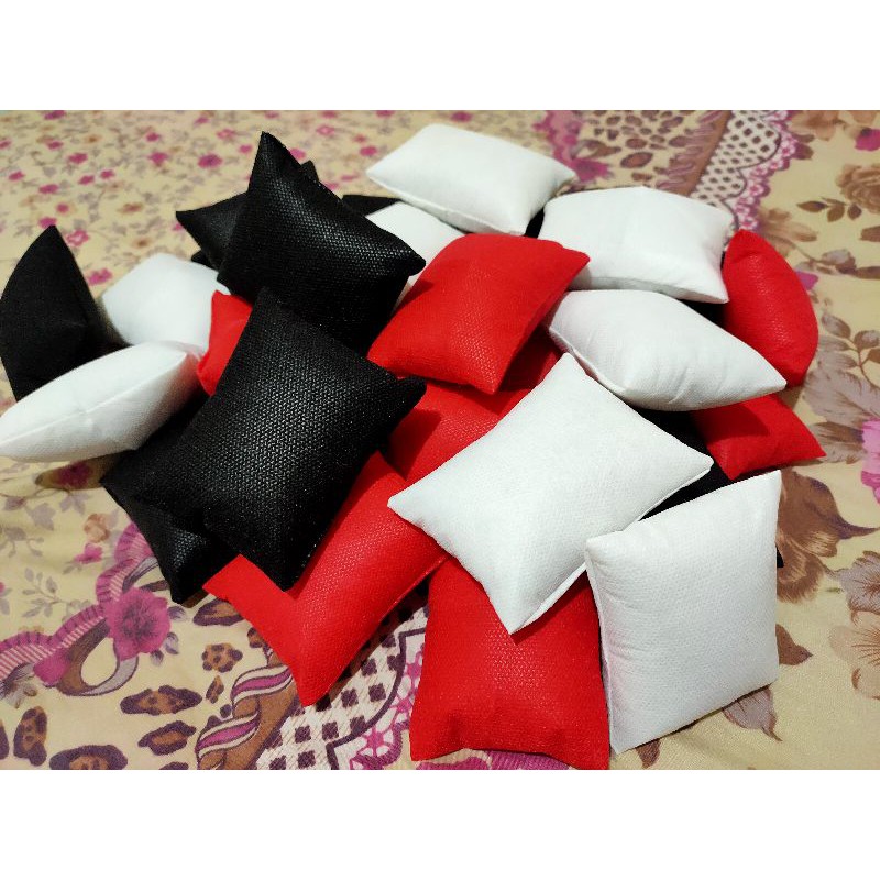 Bantal jam tangan bantal gelang-1