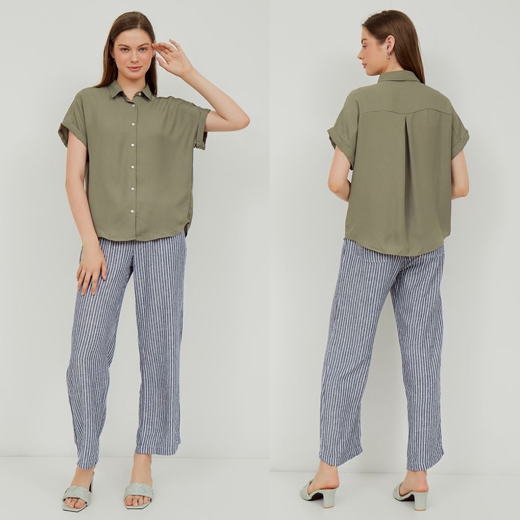 GU Uniqlo Airy Blouse - Shortsleeve Blouse Wanita Casual Original-6
