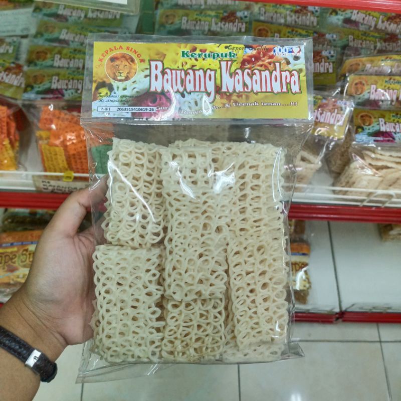 

KERUPUK BAWANG KASANDRA BY KEPALA SINGA