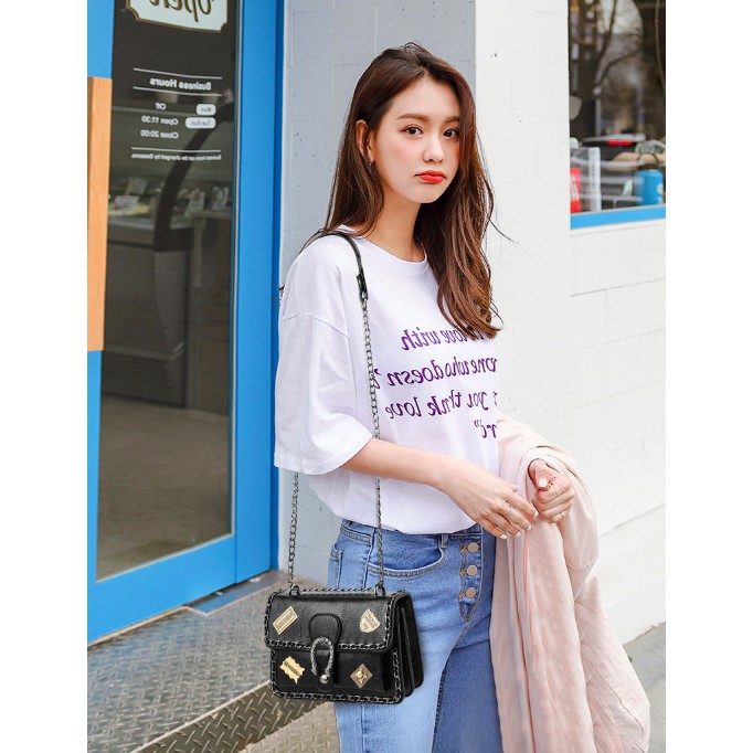 Tas Selempang Tali Rantai Wanita Warna Hitam Tas Impor Shoulder Bag