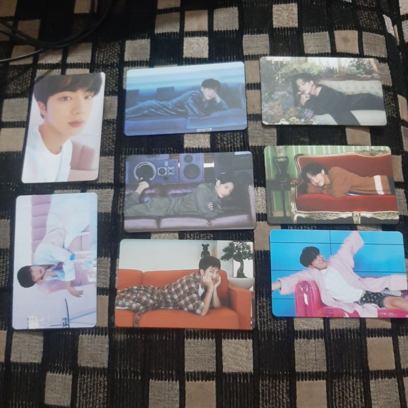 PC BE Essential sofa & random Jin