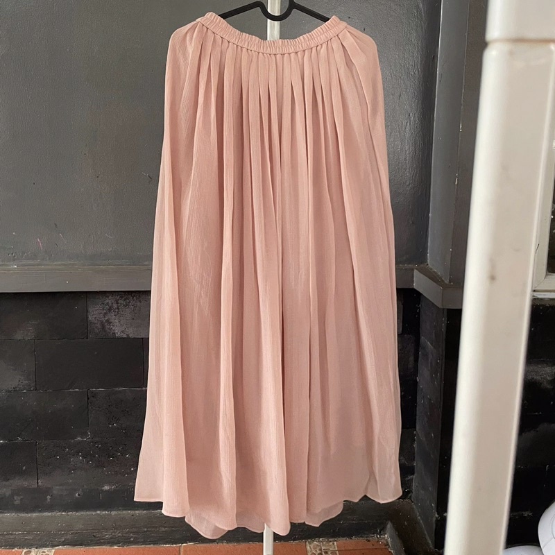 PRELOVED Rok Plisket Uniqlo