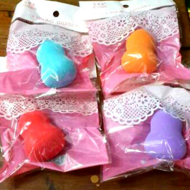 BEAUTY BLENDER WARNA (RANDOM TDK BS PILIH WARNA) | Shopee