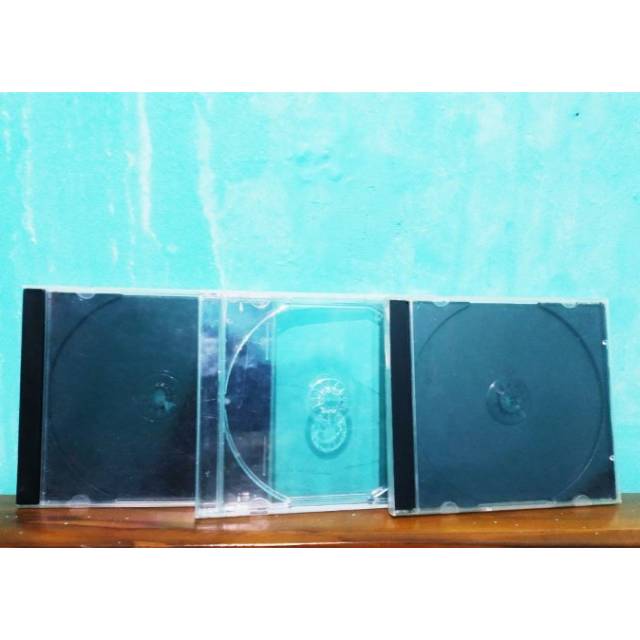 Tempat CD Kosong
