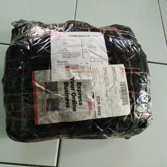 Batik Aksen Atasan Kerja Casual Batik Modern Wanita Peplum Kombinasi Embos Tanpa Lengan Panjang Solo