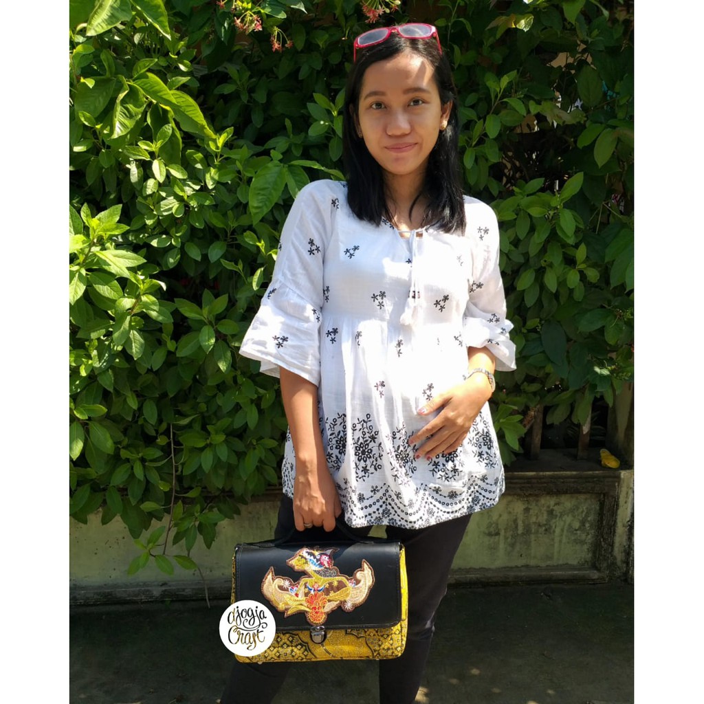 Tas Kulit Pull Up Selly Batik Wayang