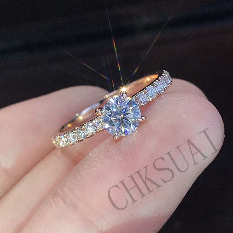 Cincin Lapis Emas 14K Dengan Batu Zircon Kubik Untuk Wanitatunanganpernikahan