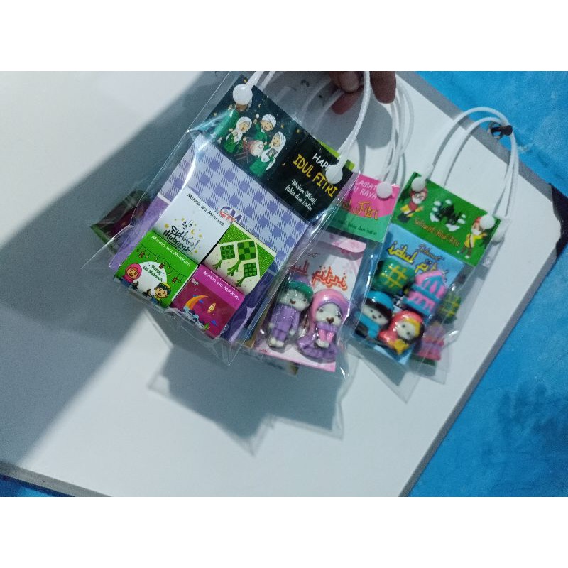 

coklat tenteng lebaran dadu isi 4