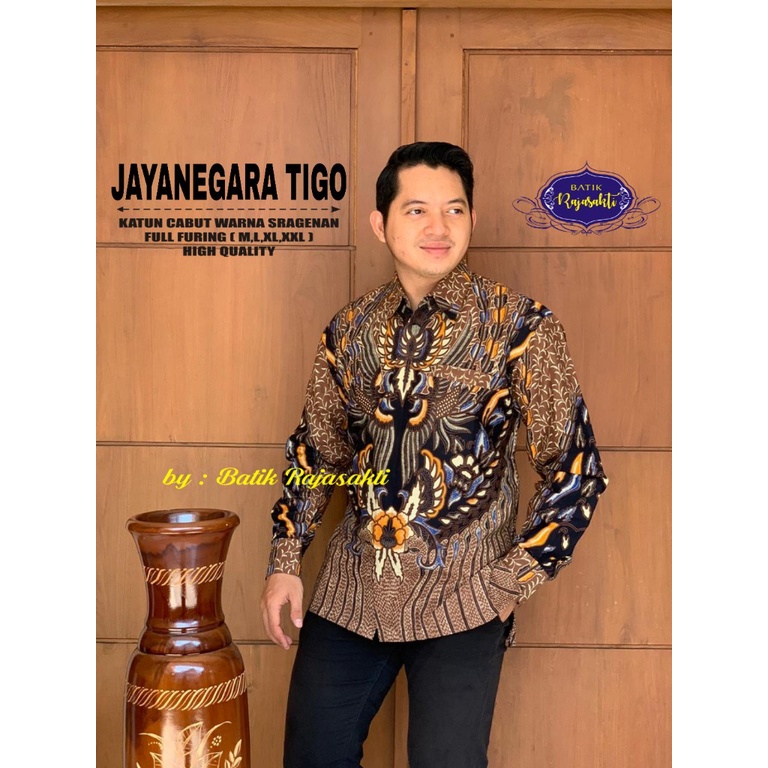 JAYANEGARA TIGO RAJASAKTI KEMEJA BATIK SOLO PRIA LENGAN PANJANG PENDEK LAPIS FURING ATASAN PREMIUM MODERN KATUN HALUS RIRPATAKA PUTIH SAKTIJAYA SANDIAGA MERAH SANDIAGA SARANGHAE SAUDAGAR SEKARCHANDRA MEWAH SEKUTUM BUNGA SEKUTUM MAWAR SEMAR SEMAR WASPADA