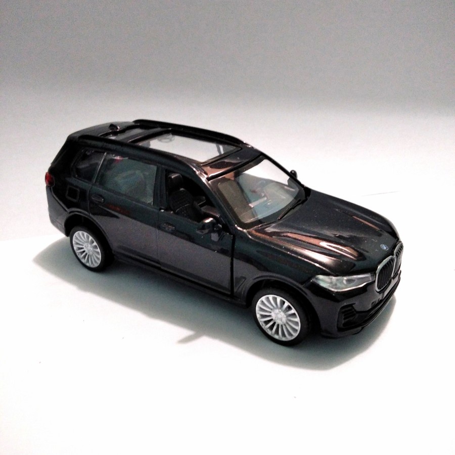 Koleksi Pajangan MSZ Diecast Apolo Mobil BMW X7 2019 Hitam KP