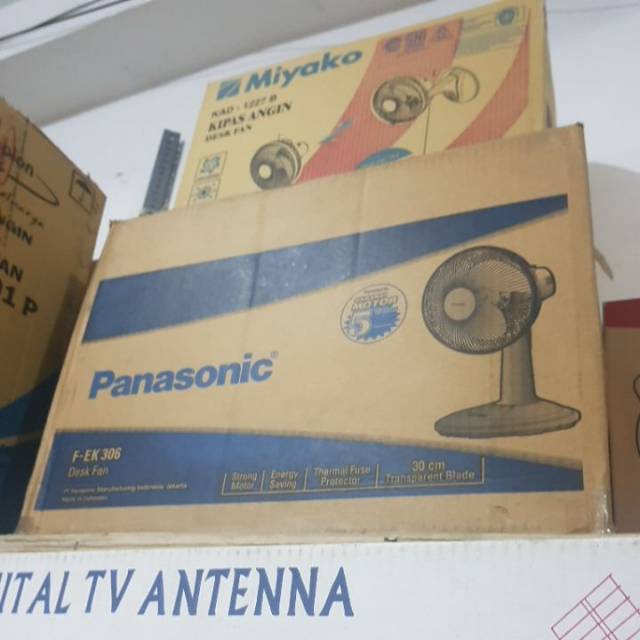 Kipas Angin Panasonic Desk Fan F-EK306
