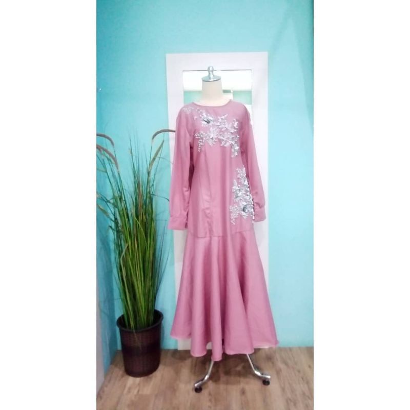 GAMIS ADISA DAN GAMIS LILY