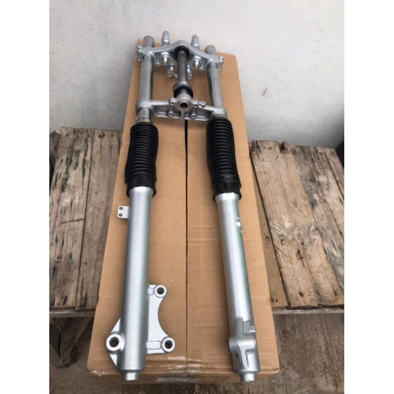Shockbreaker Shock Usd UP Side Down Depan Assy Trail. Original KLX 150 BF 150 DTRACKER 150. PNP