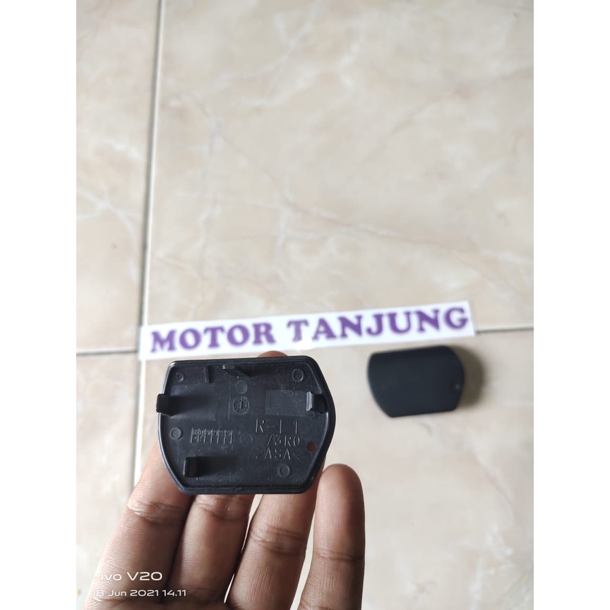 TUTUP KAKI SPION ERTIGA 2018- 2021 ORIGINAL satuan